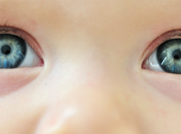 Τί χρώμα θα έχουν τα μάτια του παιδιού;